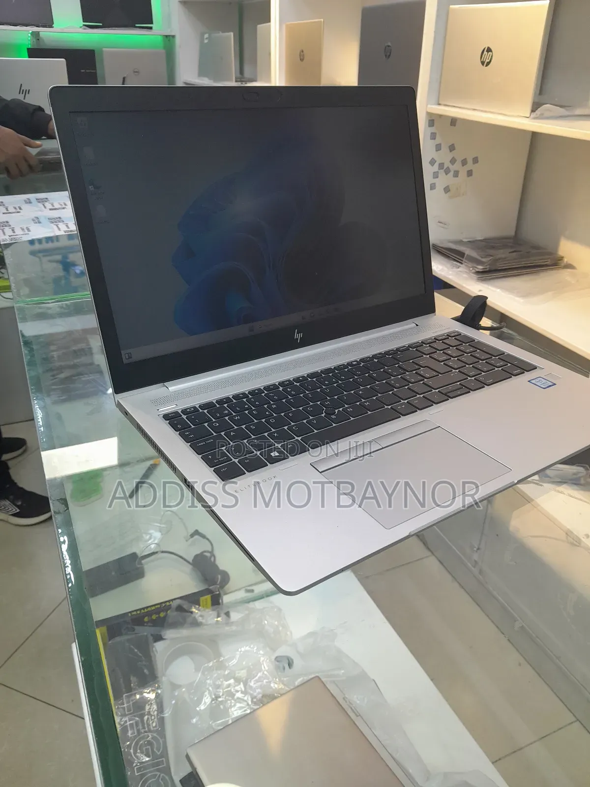 New Laptop HP EliteBook 840 16GB Intel Core I7 SSD 48GB