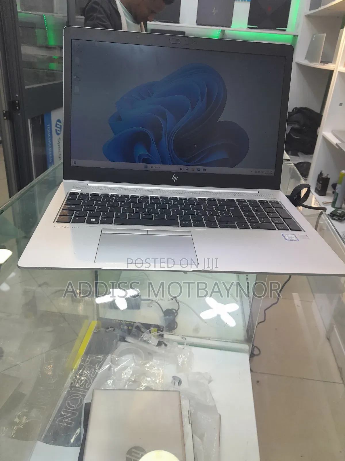 New Laptop HP EliteBook 840 16GB Intel Core I7 SSD 48GB