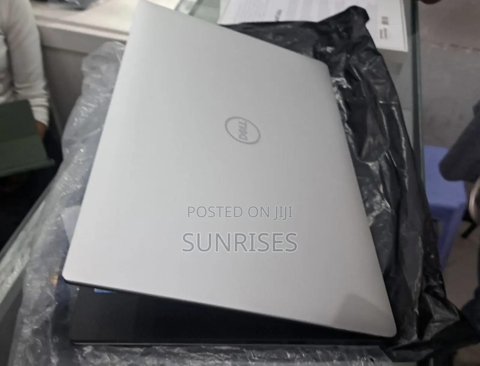 New Laptop Dell XPS 15 16GB Intel Core I7 SSD 512GB