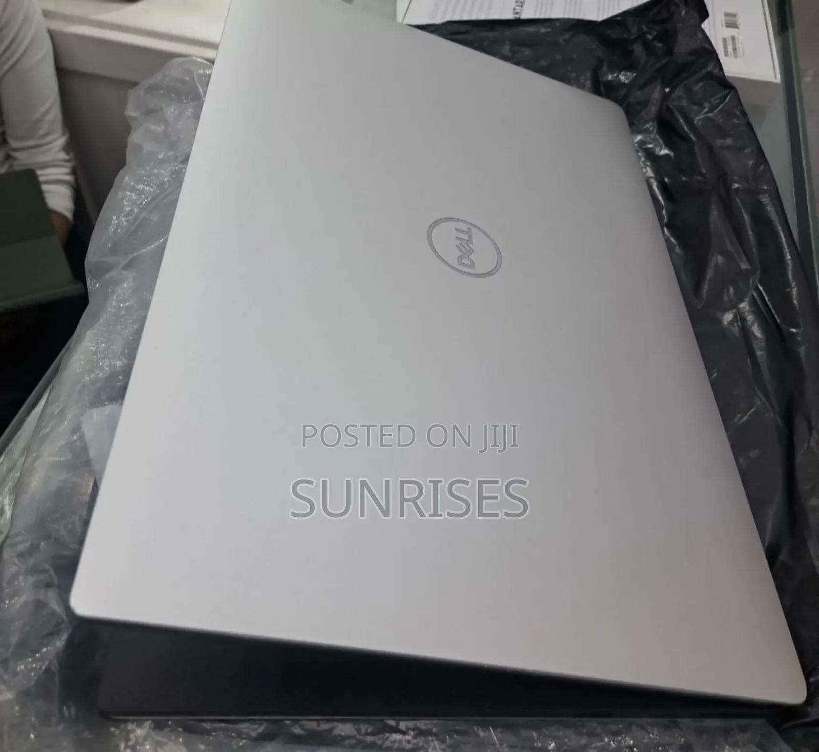 New Laptop Dell XPS 15 16GB Intel Core I7 SSD 512GB