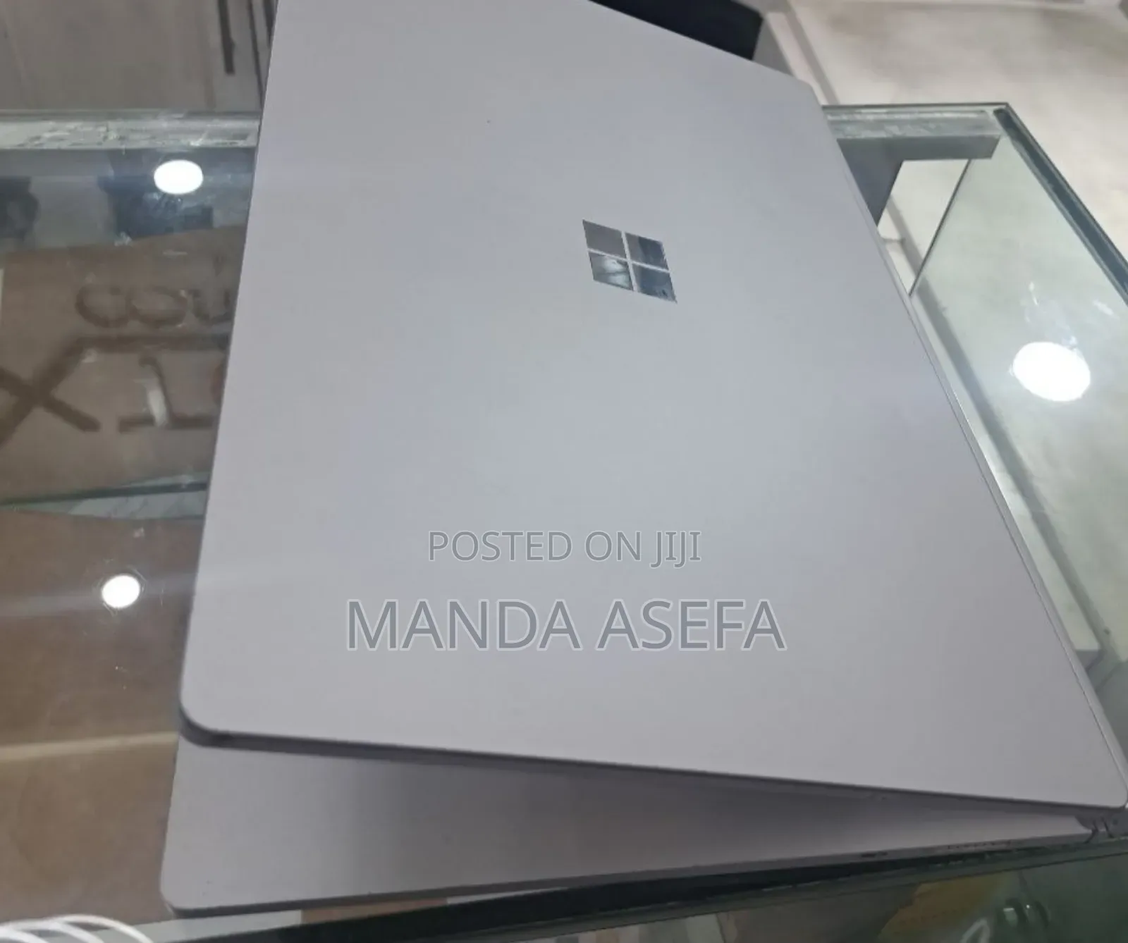 New Laptop Microsoft Surface Book 2 16GB Intel Core I7 SSD 256GB