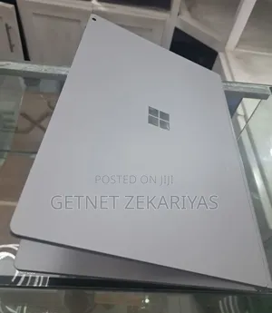 New Laptop Microsoft Surface Book 2 16GB Intel Core I7 SSD 256GB