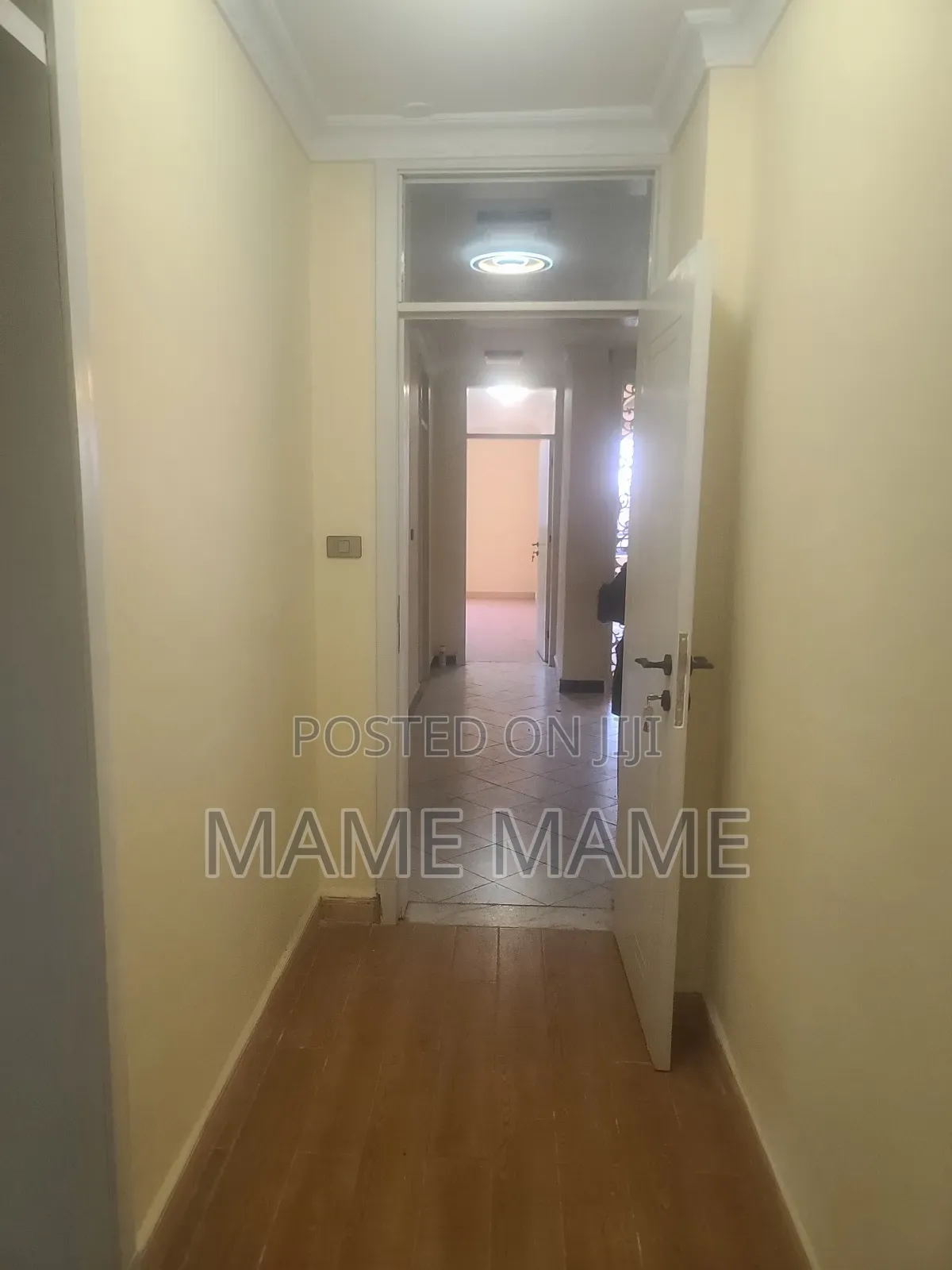 3bdrm Apartment in Addis Abeba, Kirkos for rent