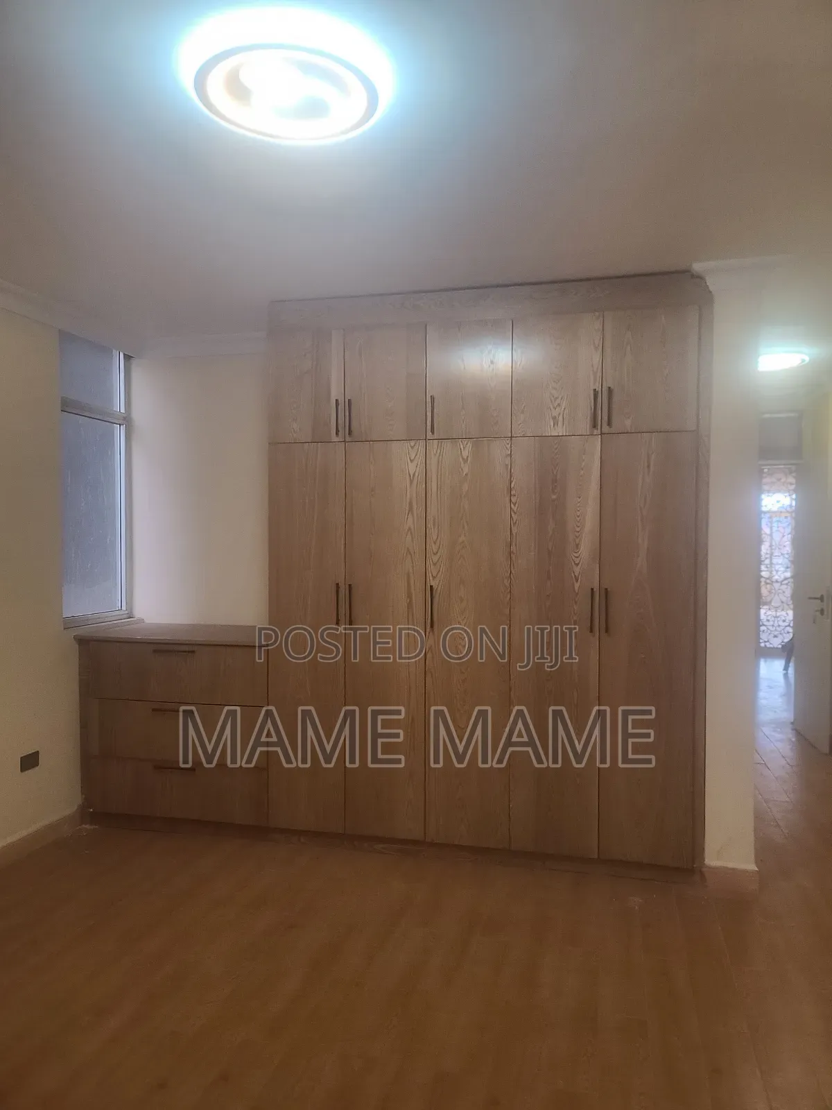 3bdrm Apartment in Addis Abeba, Kirkos for rent