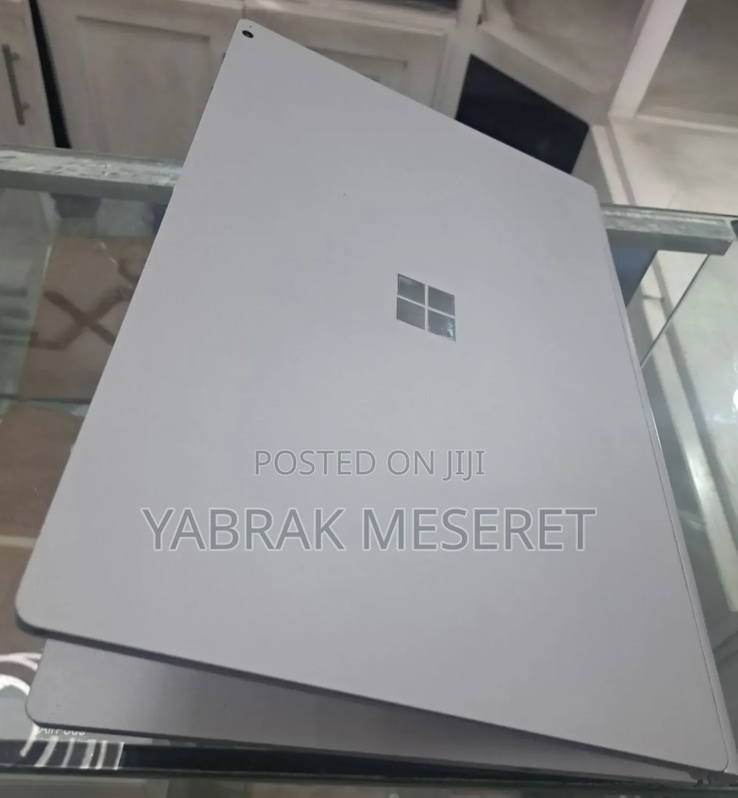 New Laptop Microsoft Surface Book 2 16GB Intel Core I7 SSD 256GB