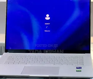 New Laptop HP Envy X360 16GB Intel Core I9 SSD 512GB