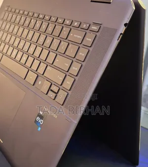 Photo - New Laptop HP Spectra 13 16GB Intel Core I7 SSD 512GB