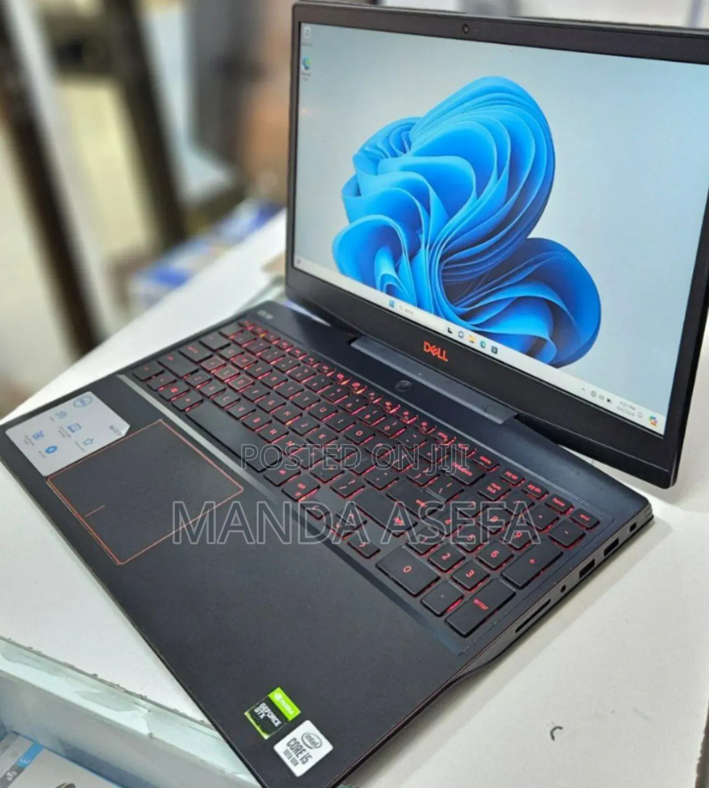 New Laptop Dell 8GB Intel Core I5 SSD 512GB