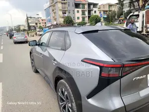 Toyota bZ4X 2023 Gray