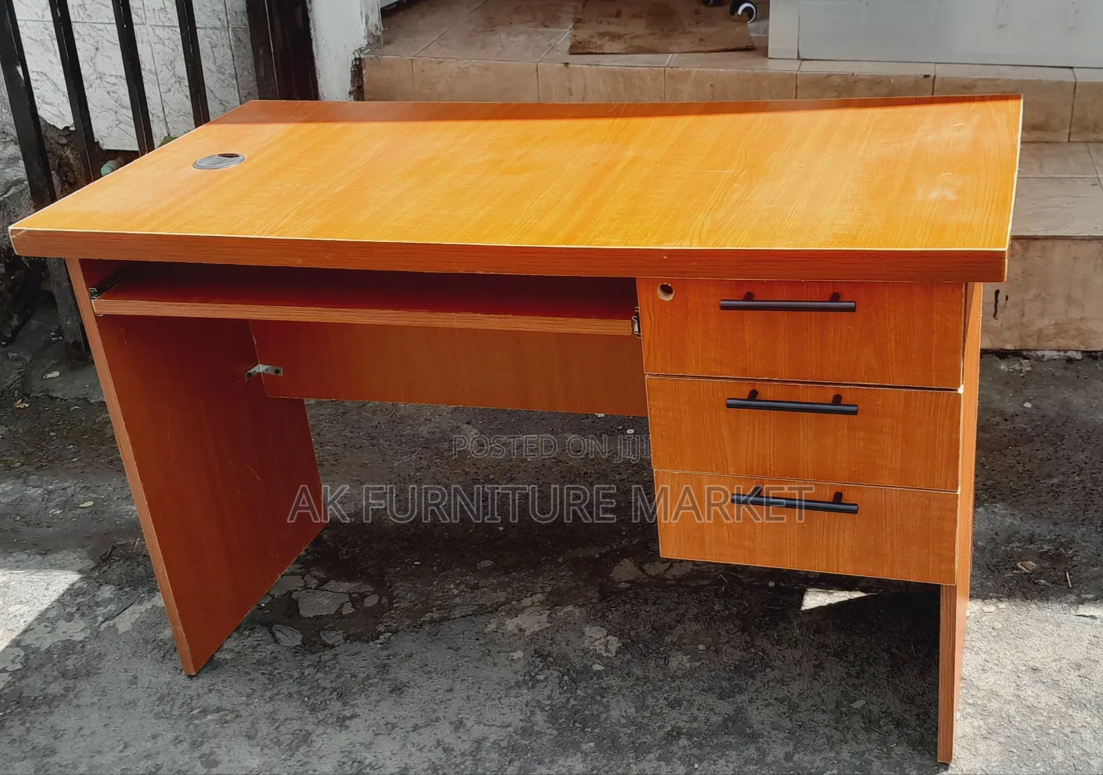 Office Table 120cm