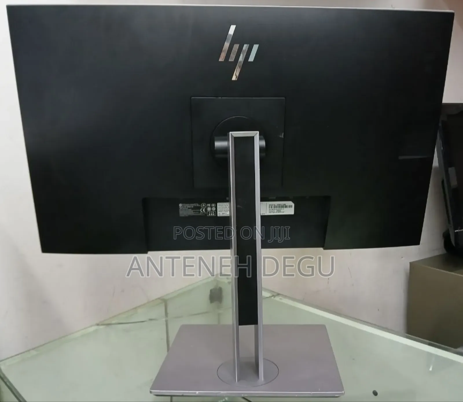 Almost New Hp 27 Inch Monitor