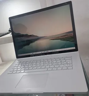 New Laptop Microsoft Surface Book 2 16GB Intel Core I7 SSD 256GB