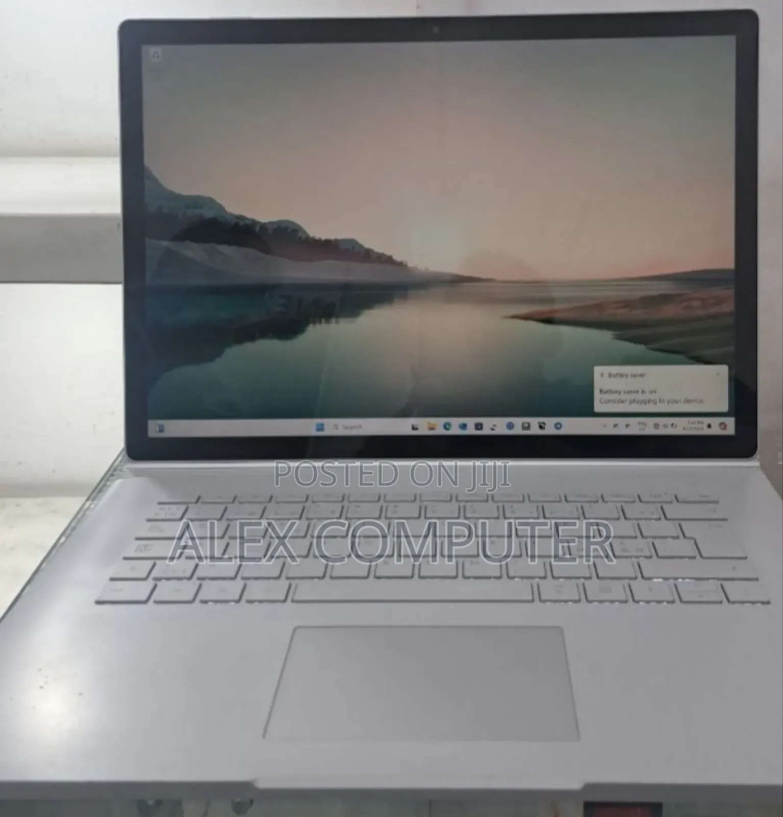 New Laptop Microsoft Surface Book 2 16GB Intel Core I7 SSD 256GB