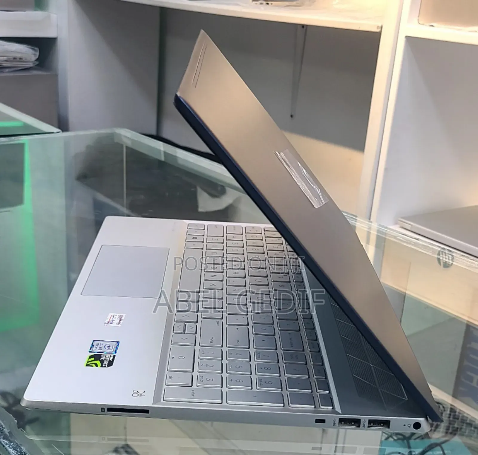 New Laptop HP Pavilion 15 8GB Intel Core I5 SSD 512GB