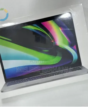 New Laptop Apple MacBook Pro 2022 M2 8GB Apple M2 Ultra SSD 256GB