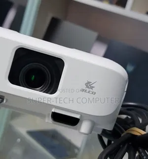 Epson EB-E01 Projector