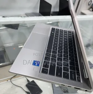 New Laptop HP EliteBook 830 G8 16GB Intel Core I7 SSD 512GB