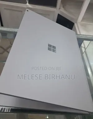 New Laptop Microsoft Surface Book 2 16GB Intel Core I7 SSD 256GB