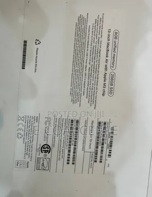 New Laptop Apple MacBook 8GB Apple M3 SSD 256GB