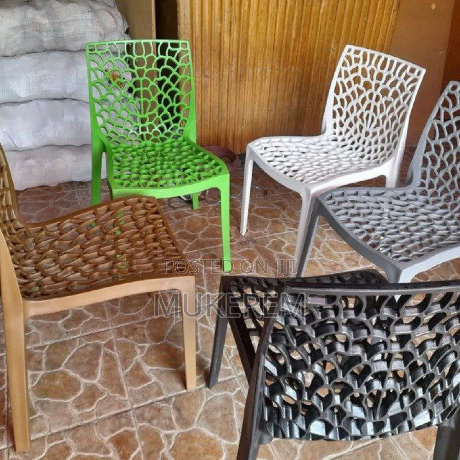 የካፌ ወንበር Cafe Chair