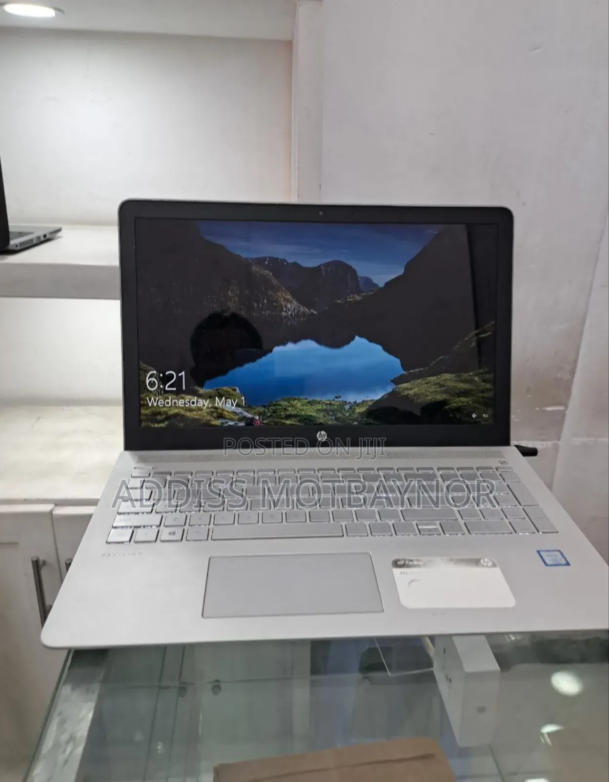 New Laptop HP Pavilion 15 12GB Intel Core I5 HDD+SSD 1T