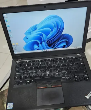 Photo - New Laptop Lenovo ThinkPad X270 8GB Intel Core I3 SSD 256GB