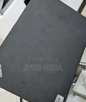 New Laptop Lenovo ThinkPad X270 8GB Intel Core I3 SSD 256GB