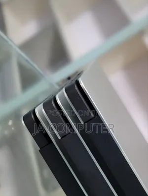 New Laptop Dell Precision 3550 32GB Intel Core I7 SSD 512GB