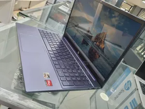 New Laptop HP Pavilion 15 8GB Intel Core I7 SSD 512GB