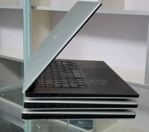 New Laptop Dell Precision 15 3551 32GB Intel Core I7 SSD 512GB