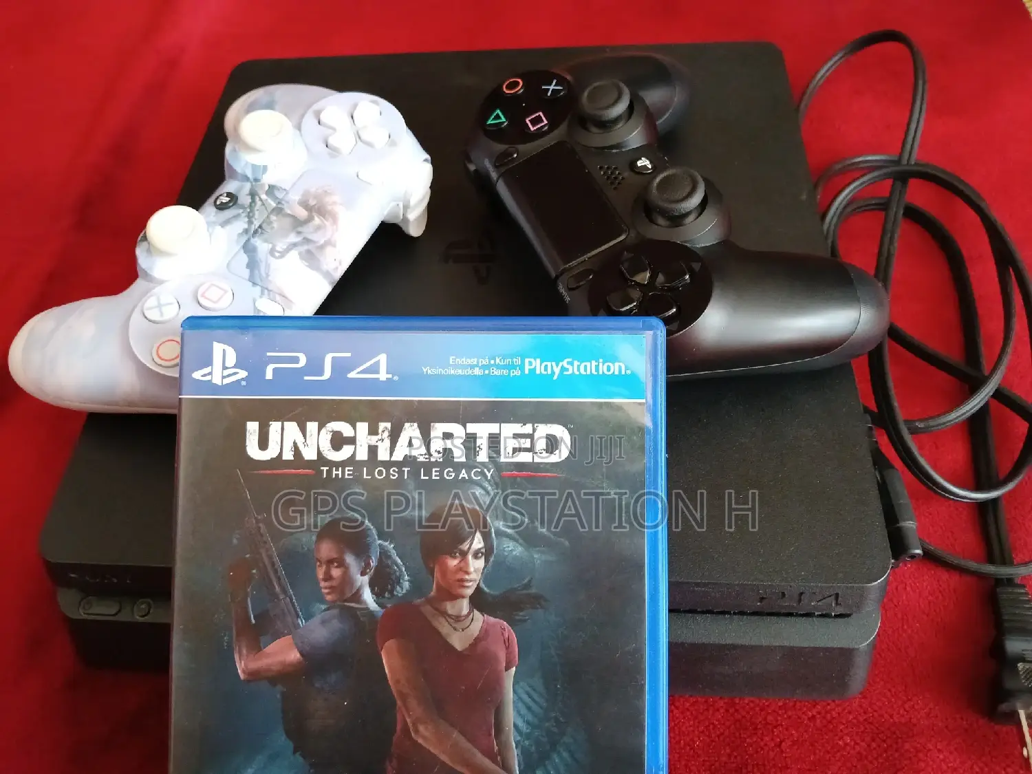 Playstation 4 Slim[Playstation 4]Best Condition