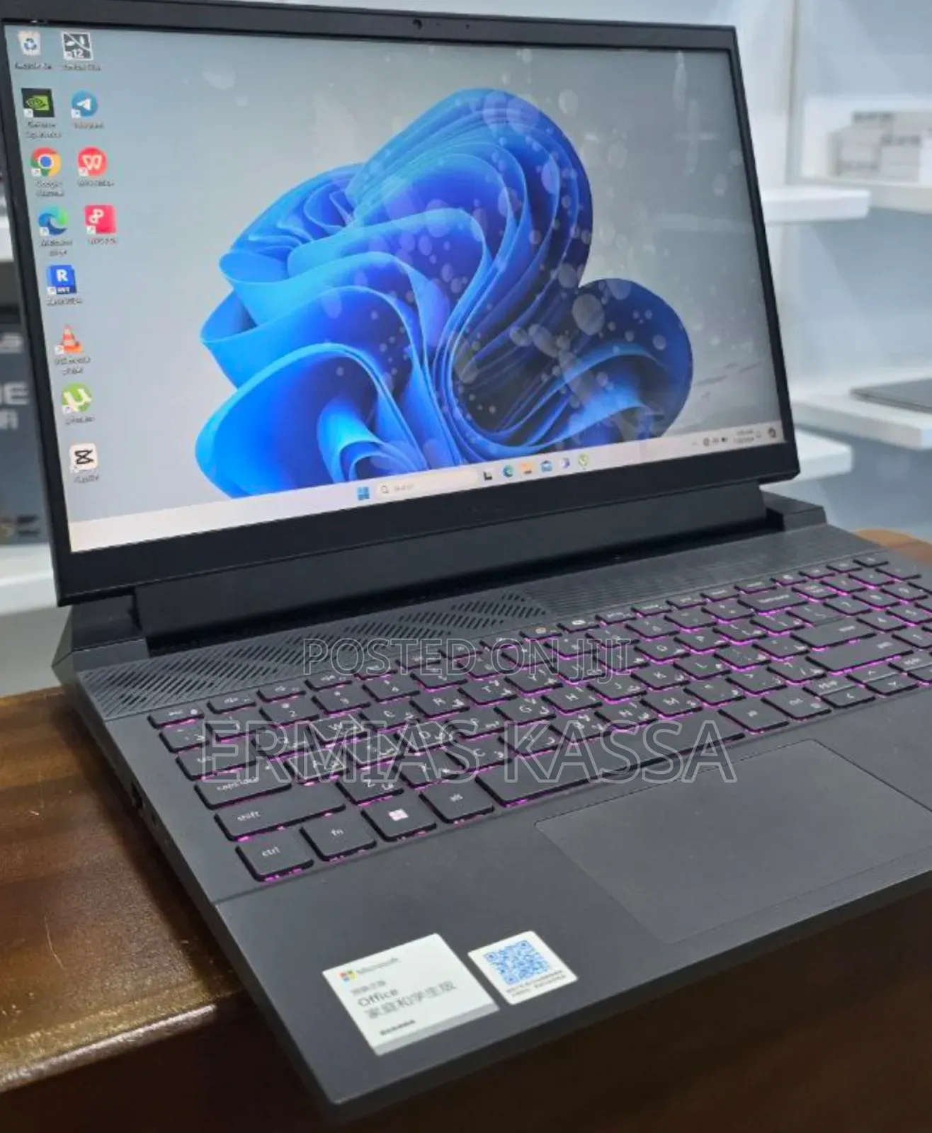 New Laptop Dell G15 5535 16GB Intel Core I7 SSD 1T