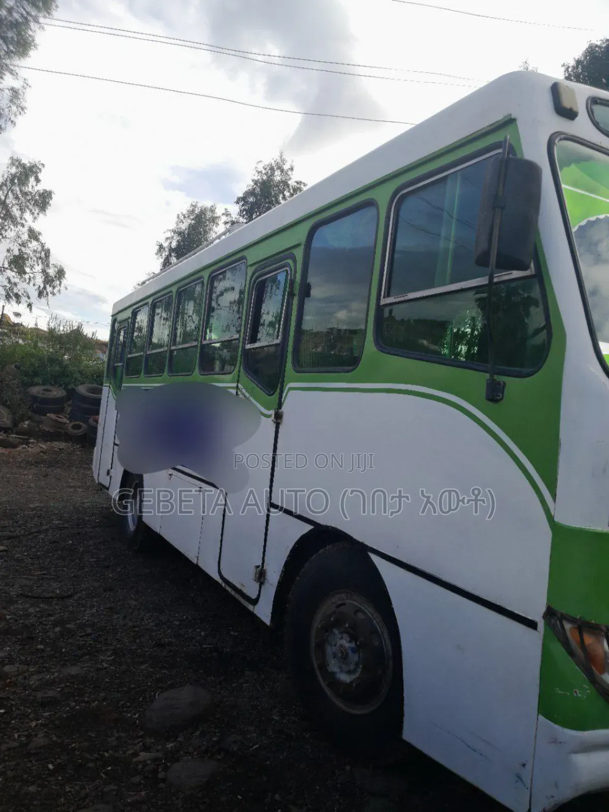 Mercedes-Benz Tourismo 2000 White