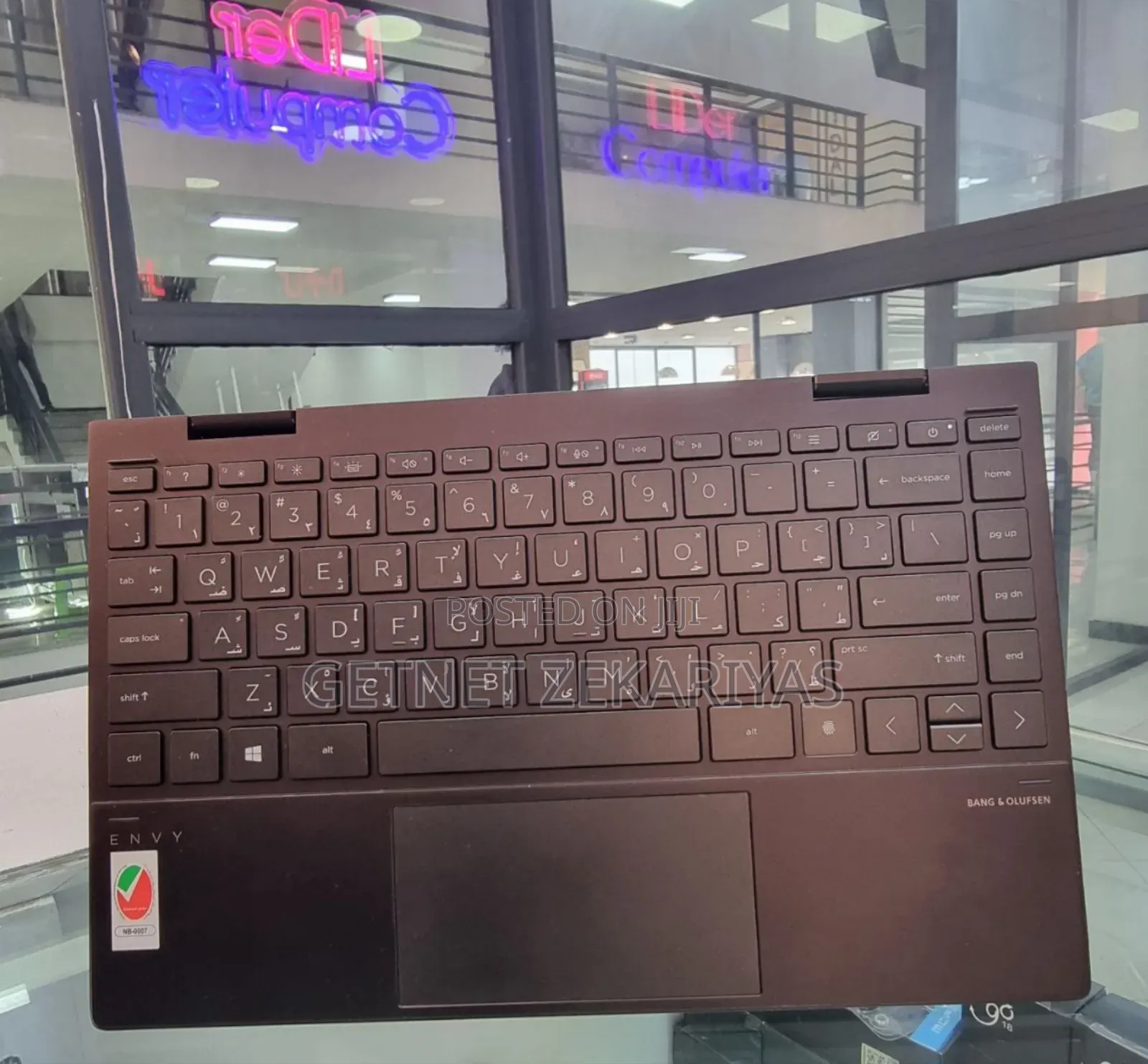 New Laptop HP Envy X360 8GB Intel Core I7 SSD 1T