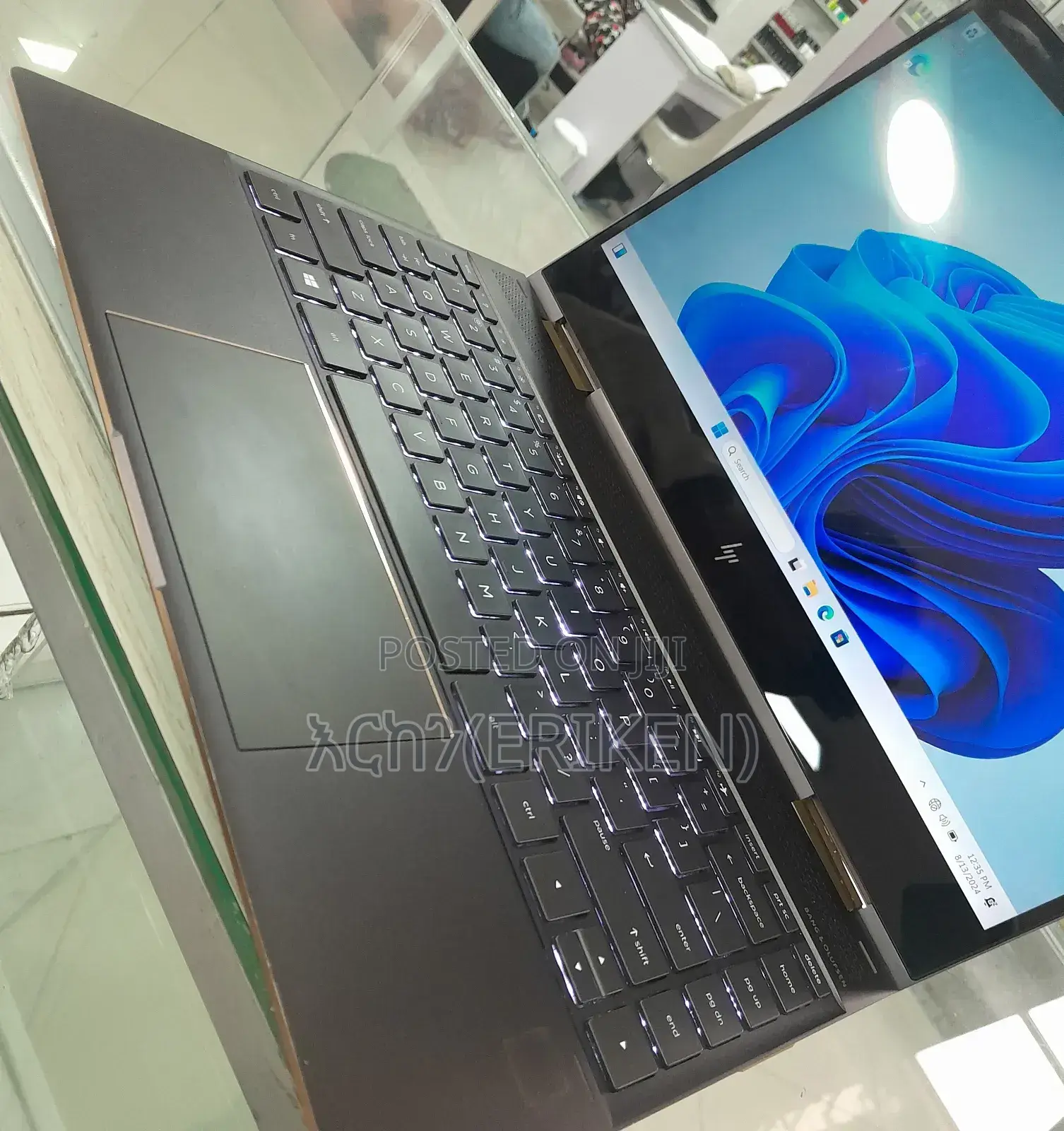 New Laptop HP Spectra 13 16GB Intel Core I7 SSD 512GB