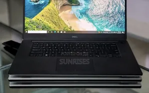 Photo - New Laptop Dell XPS 15 32GB Intel Core I7 SSD 512GB