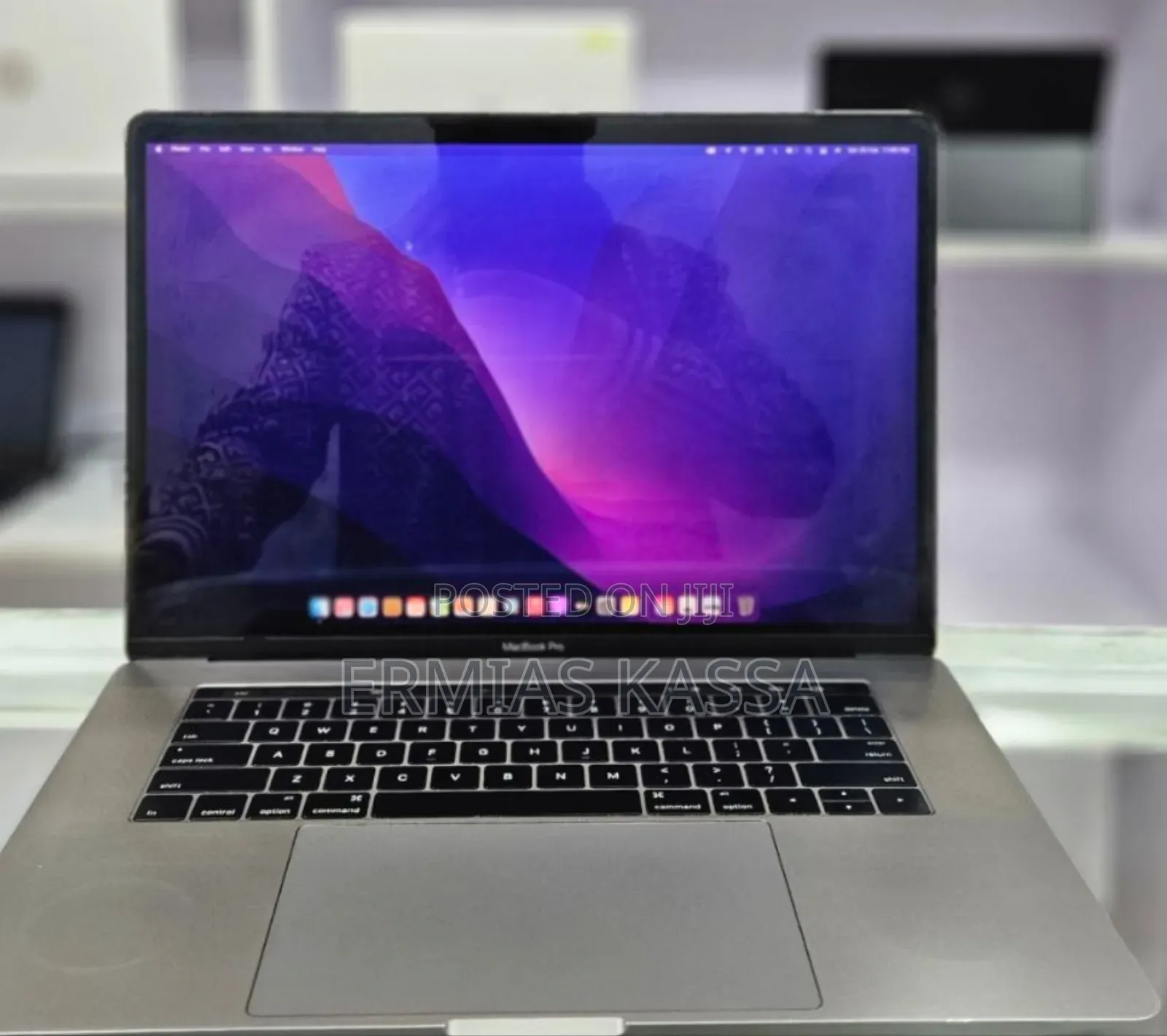 New Laptop Apple MacBook 2016 16GB Intel Core I7 SSD 256GB