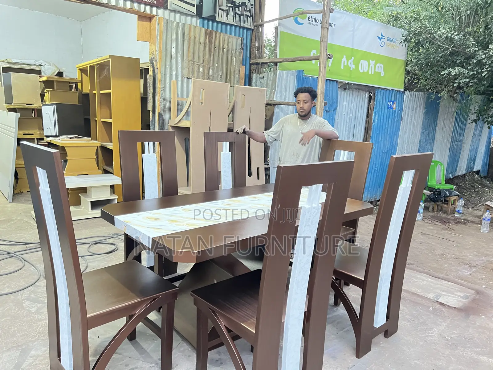 የመመገብያ ጠረዼዛ (Dining Table) Full Set Withe Six Sets Wooden