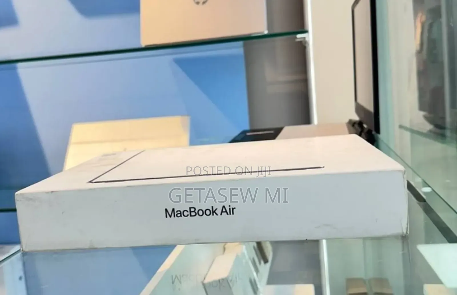 New Apple MacBook Pro 2023 M3 14-Inch 8GB Apple M3 Pro SSD 256GB