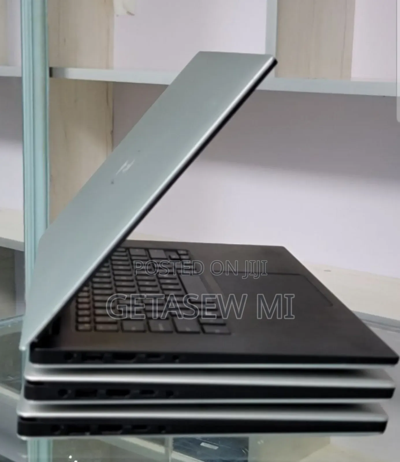 New Laptop Dell Precision 5540 32GB Intel Core I7 SSD 512GB