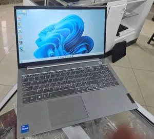 New Laptop Lenovo Thinkbook 14 8GB Intel Core I5 SSD 512GB