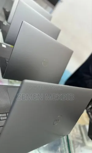 New Laptop Dell 32GB Intel Core I7 SSD 512GB