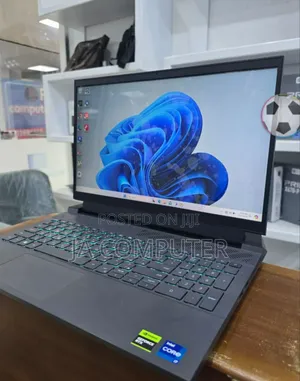 New Laptop Dell G15 5535 16GB Intel Core I7 SSD 1T