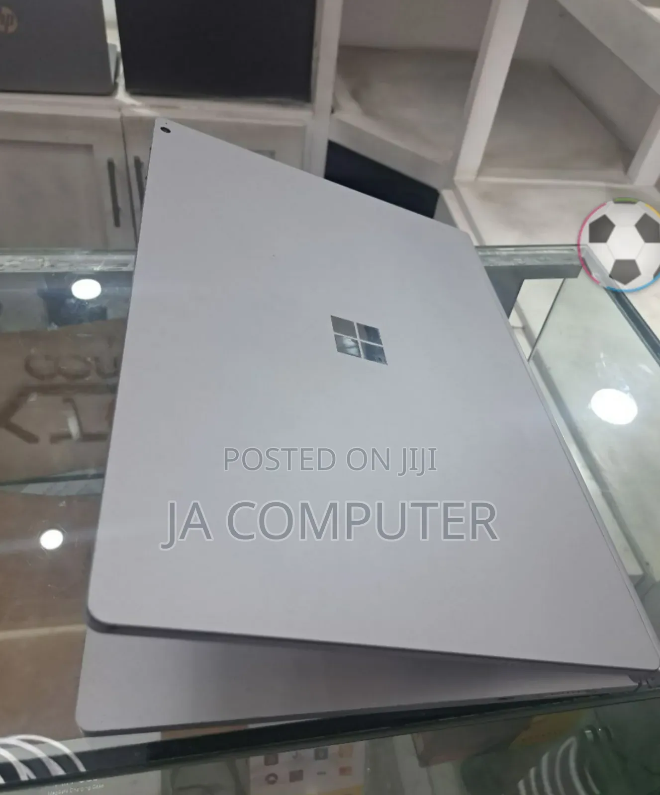 New Laptop Microsoft Surface Book 2 16GB Intel Core I7 SSD 256GB