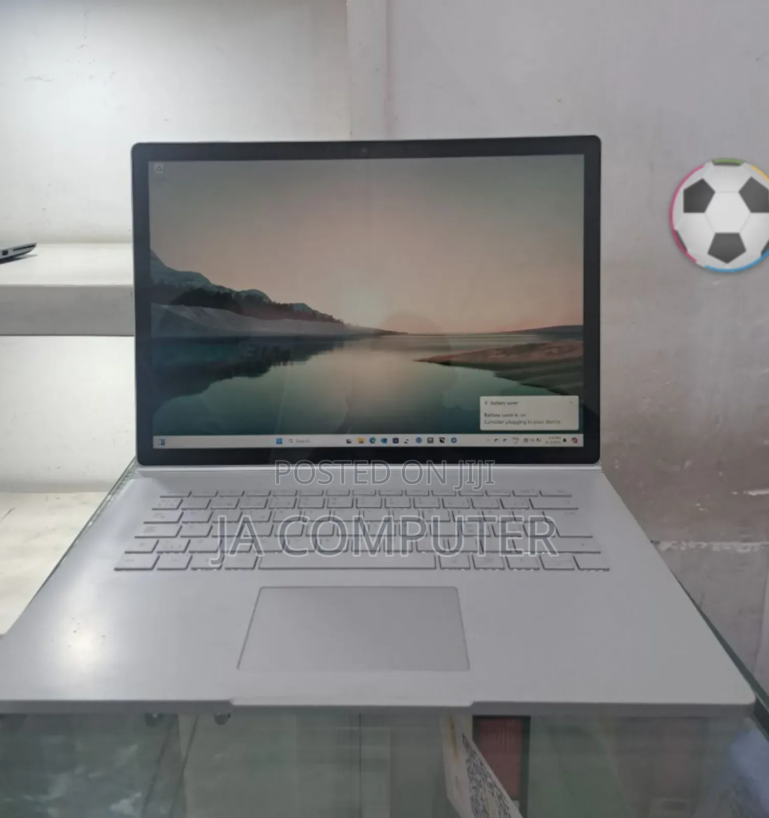 New Laptop Microsoft Surface Book 2 16GB Intel Core I7 SSD 256GB