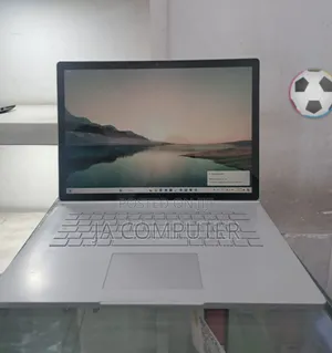 New Laptop Microsoft Surface Book 2 16GB Intel Core I7 SSD 256GB