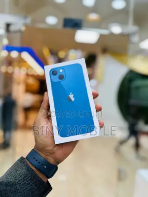 New Apple iPhone 13 128 GB Blue