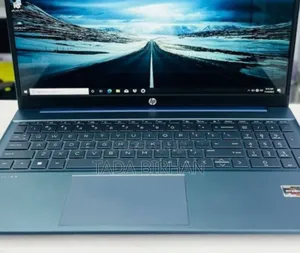 New Laptop HP Pavilion 15 8GB AMD Ryzen 5 SSD 512GB