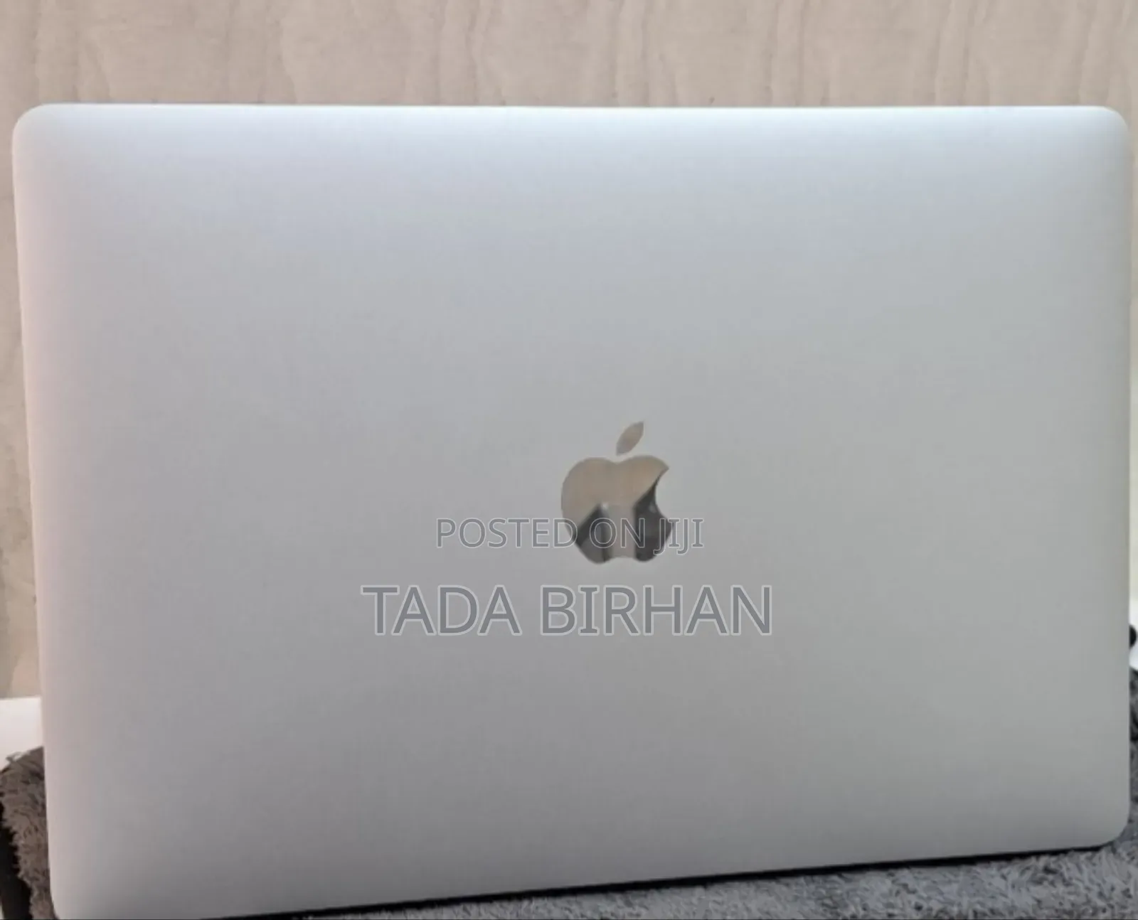 New Laptop Apple MacBook Pro M1 8GB Apple M1 Pro SSD 256GB