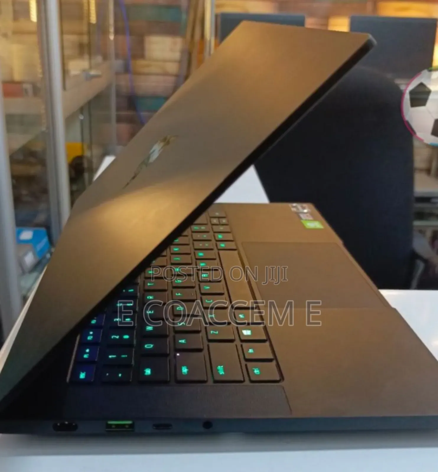 New Laptop Razer Blade 16GB AMD Ryzen 9 SSD 1T